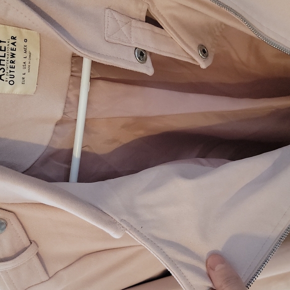 Jacket - Picture 4 of 4